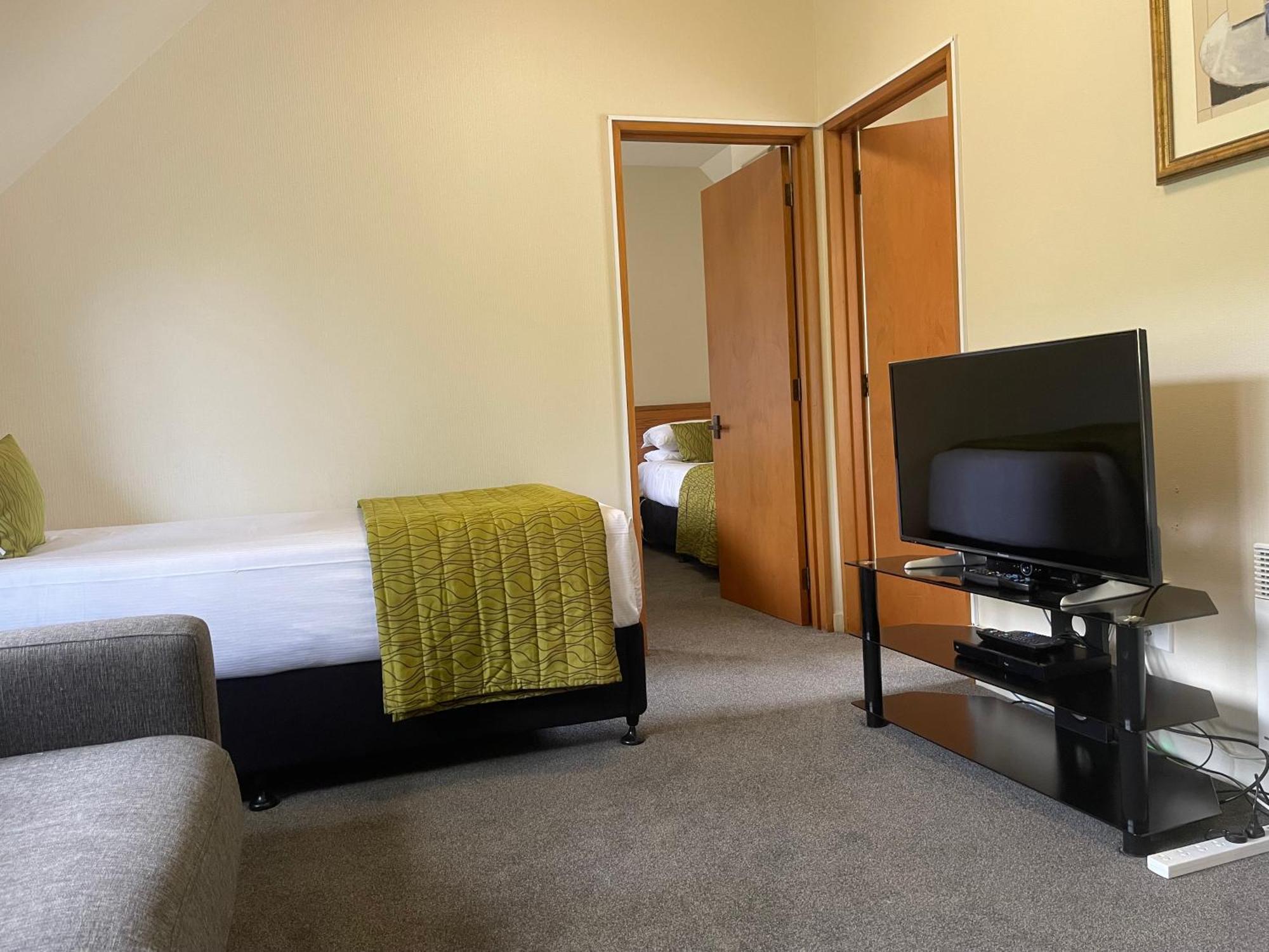 Allan Court Motel Dunedin Exterior photo