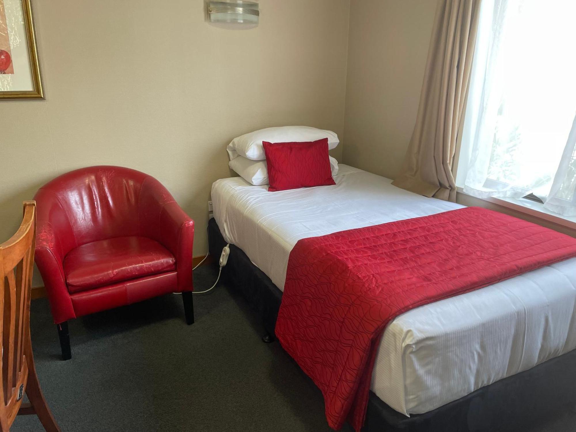 Allan Court Motel Dunedin Exterior photo