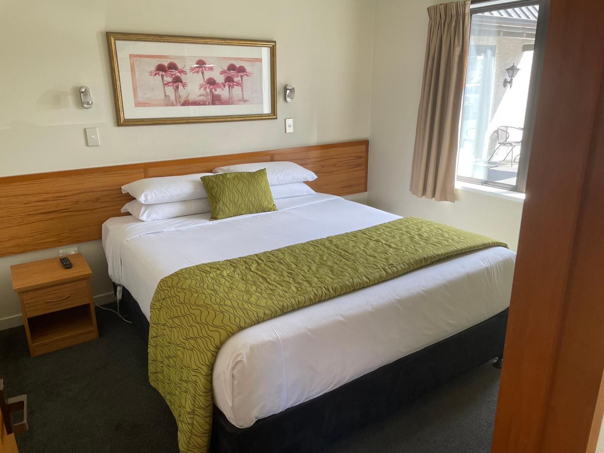 Allan Court Motel Dunedin Exterior photo